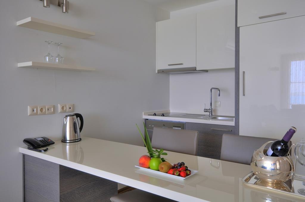Delmar Suites & Residence Çeşme Zewnętrze zdjęcie